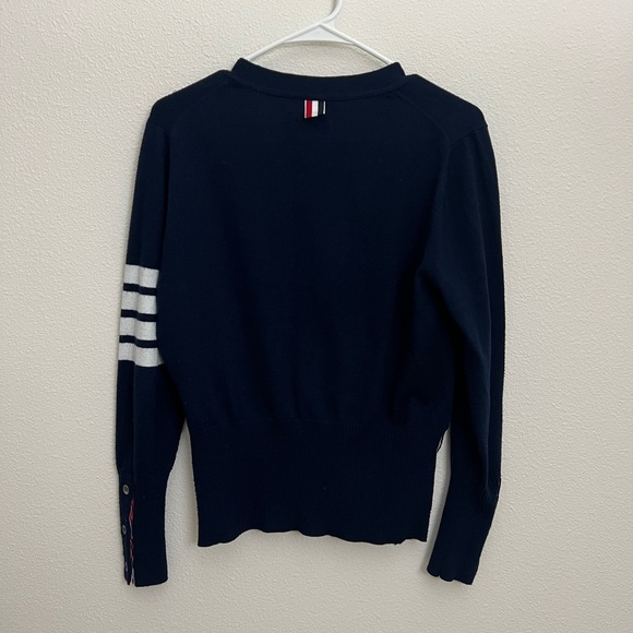 THOM BROWNE NAVY CASHMERE 4-BAR V-NECK CARDIGAN - Picture 2 of 5